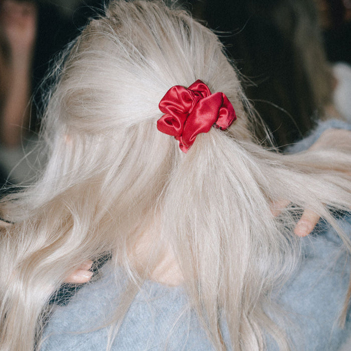 Basic Silk Scrunchie